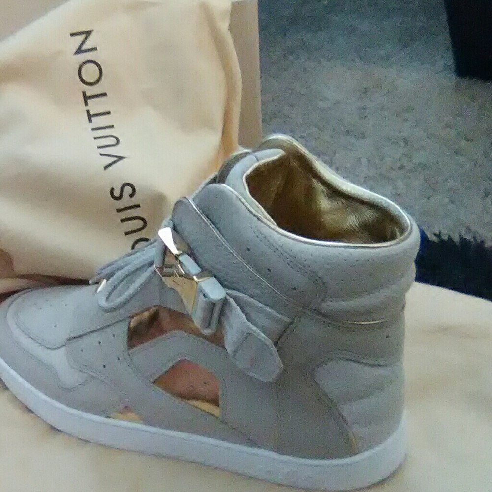 Louis Vuitton Paris sneakers - Picture 5 of 6